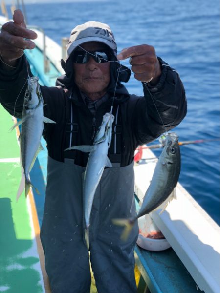 丸万釣船 釣果