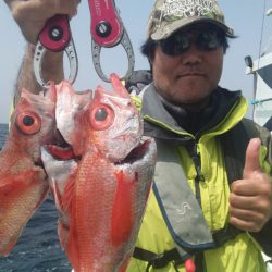 丸万釣船 釣果