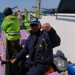 えさ政釣船店 釣果