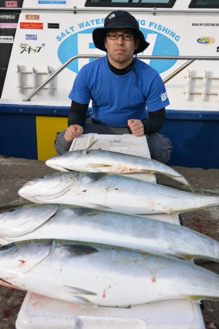 ジギング船 BLUEWATER 釣果