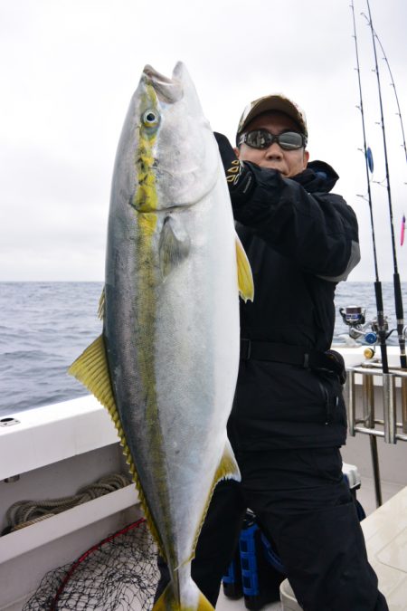 ジギング船 BLUEWATER 釣果