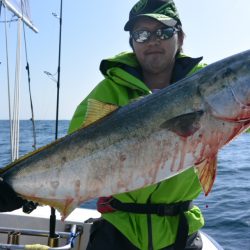 ジギング船 BLUEWATER 釣果