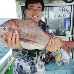 第二美丸　マダイ完全ふかせ