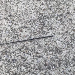 上げて下げて…