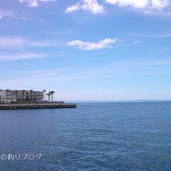 カン付き円錐でウキフカセ