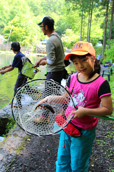 小菅トラウトガーデン 釣果