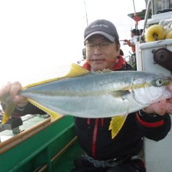 真祐丸 (しんゆうまる) 釣果