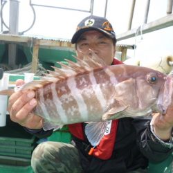 真祐丸 (しんゆうまる) 釣果