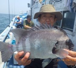石川丸 釣果