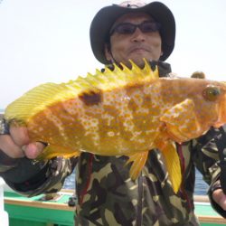 真祐丸 (しんゆうまる) 釣果