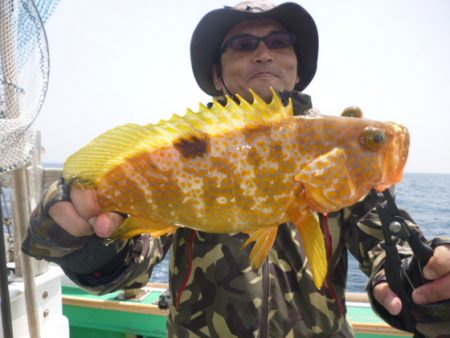 真祐丸 (しんゆうまる) 釣果