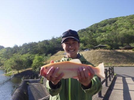 フィッシングレイクたかみや 釣果