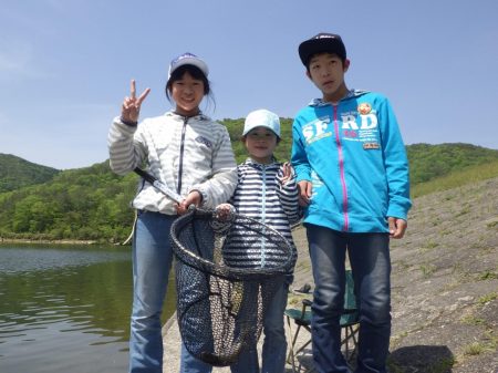 フィッシングレイクたかみや 釣果