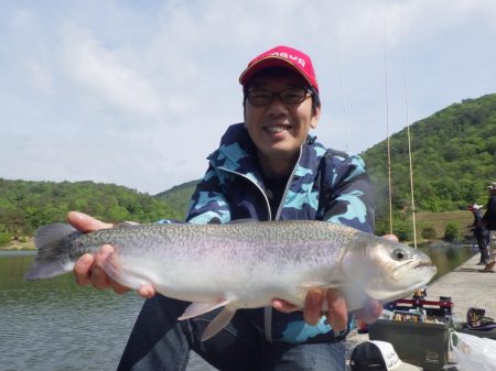 フィッシングレイクたかみや 釣果