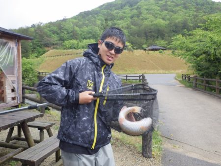 フィッシングレイクたかみや 釣果