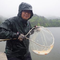 フィッシングレイクたかみや 釣果