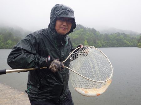 フィッシングレイクたかみや 釣果