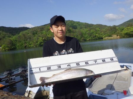 フィッシングレイクたかみや 釣果