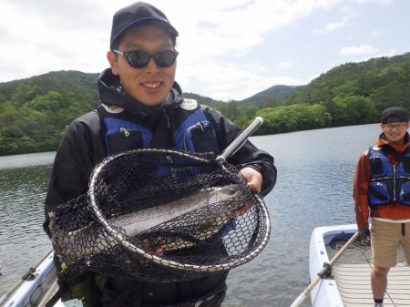 フィッシングレイクたかみや 釣果