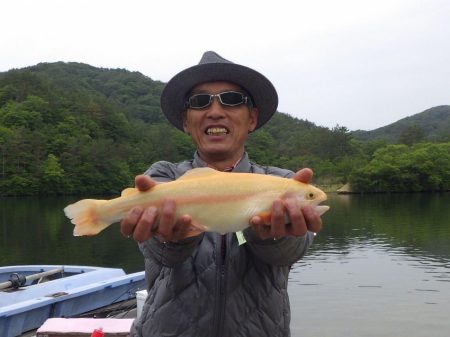 フィッシングレイクたかみや 釣果