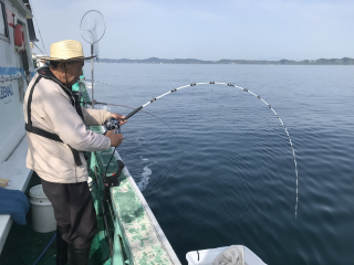 なかくに丸 釣果