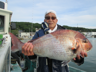 なかくに丸 釣果