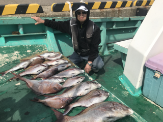 なかくに丸 釣果