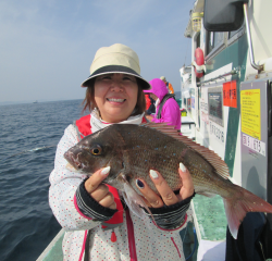 なかくに丸 釣果