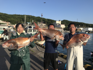 なかくに丸 釣果