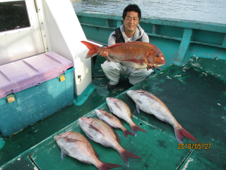 なかくに丸 釣果