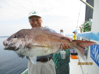 なかくに丸 釣果