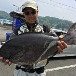 鵜来島家本渡船 釣果