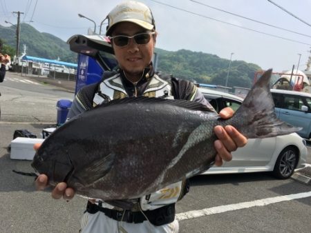 鵜来島家本渡船 釣果