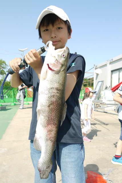 としまえんフィッシングエリア 釣果