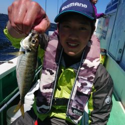 金沢八景鴨下丸 釣果