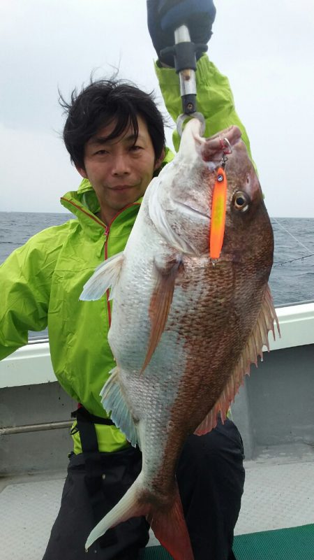 鷹王丸 釣果