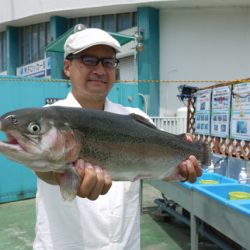 としまえんフィッシングエリア 釣果