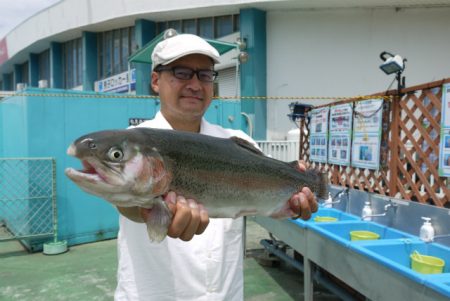 としまえんフィッシングエリア 釣果