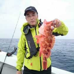 エンペラー 釣果