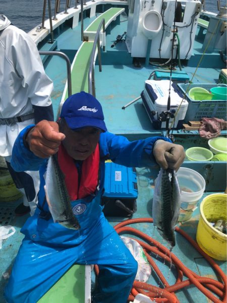 丸万釣船 釣果