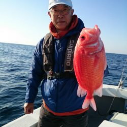 エンペラー 釣果