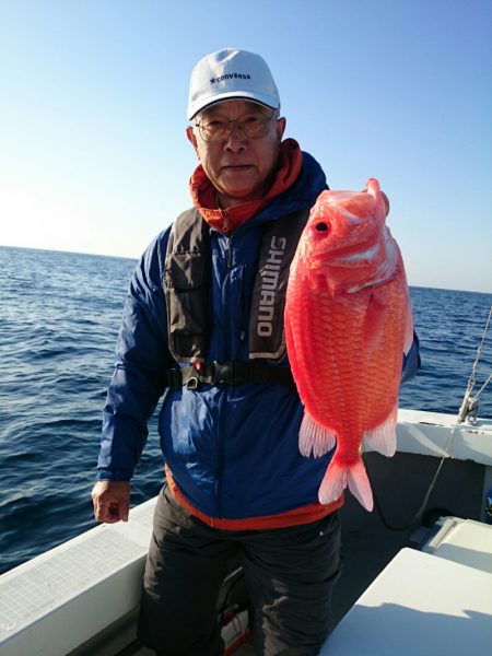 エンペラー 釣果