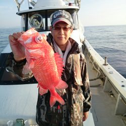 エンペラー 釣果