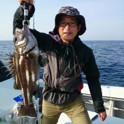 エンペラー 釣果