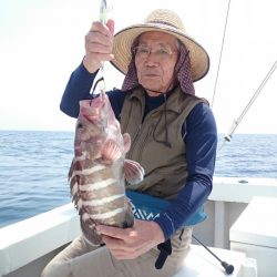 エンペラー 釣果