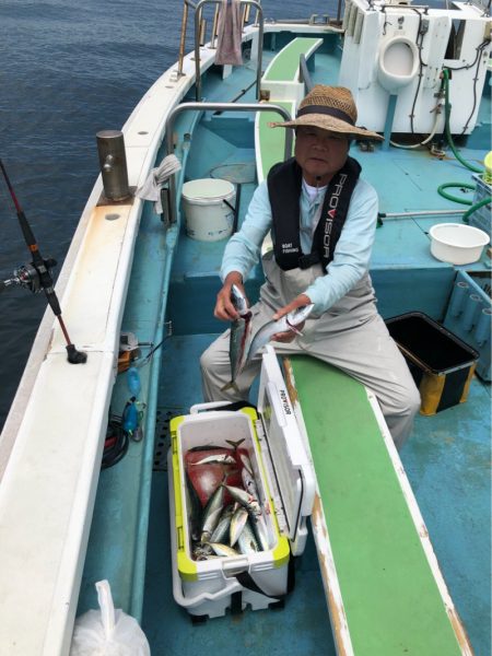 丸万釣船 釣果