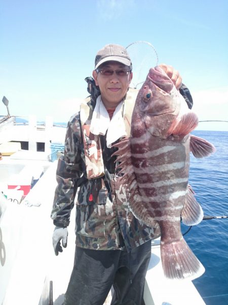 エンペラー 釣果