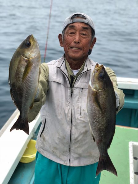 丸万釣船 釣果