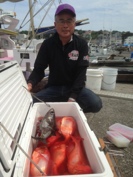 晃山丸 釣果