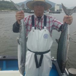 丸万釣船 釣果